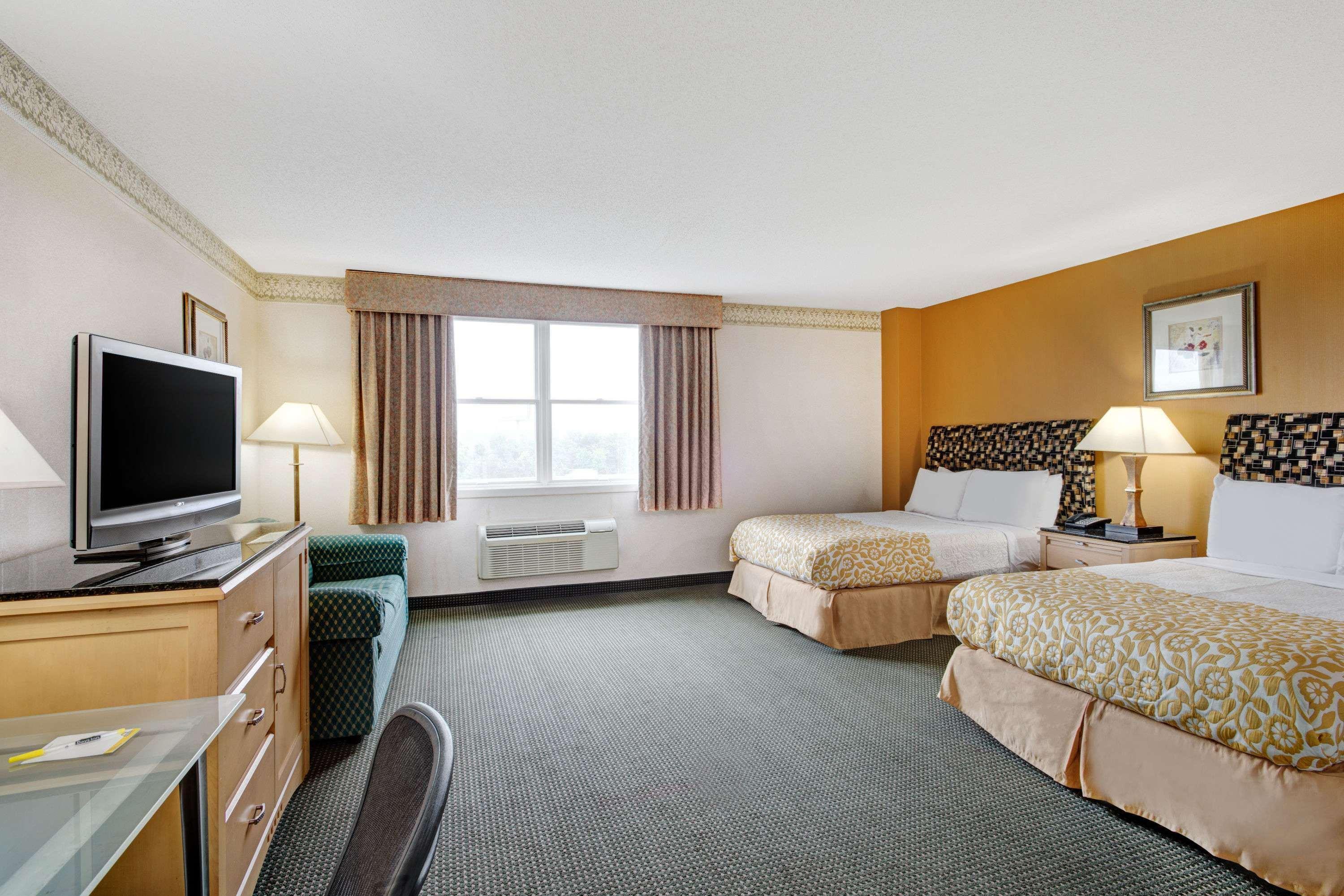 Days Hotel By Wyndham Methuen Ma Conference Center Eksteriør bilde
